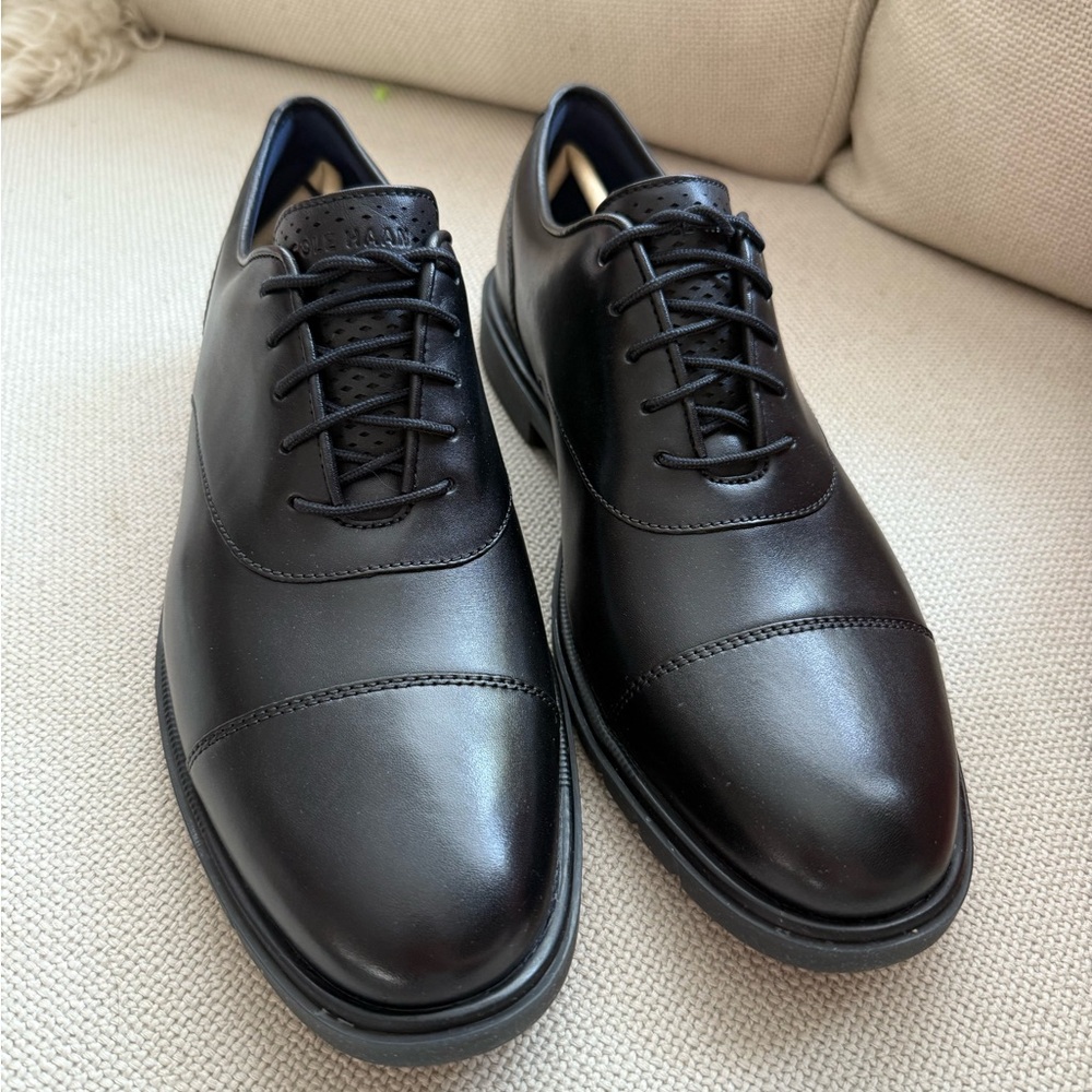Brand New Cole Haan 10 M Grandflex Black Cap Toe Oxford